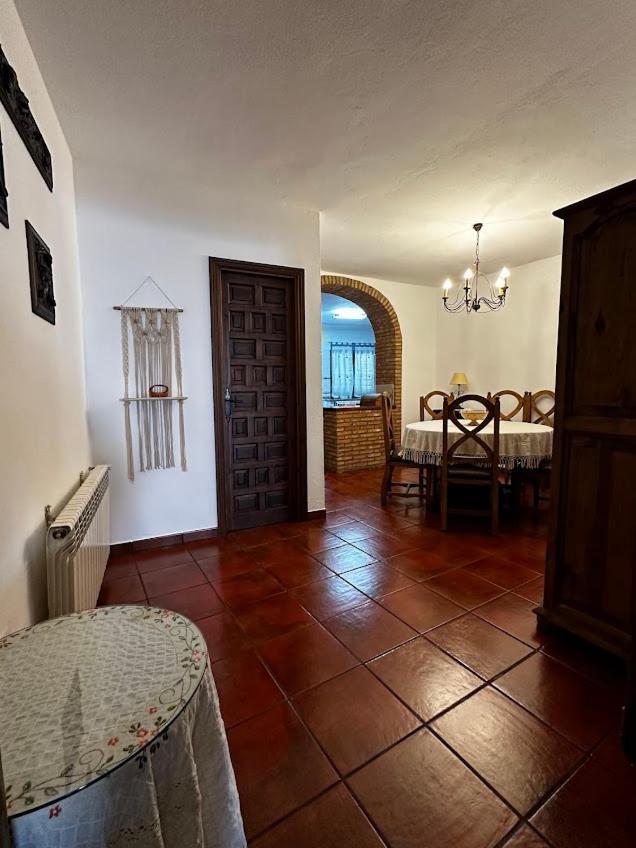Espaciosa Y Elegante Casa Rural En Los Marines Eksteriør bilde