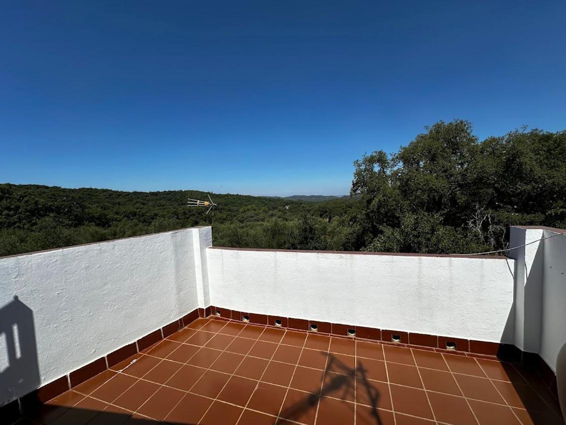 Espaciosa Y Elegante Casa Rural En Los Marines Eksteriør bilde